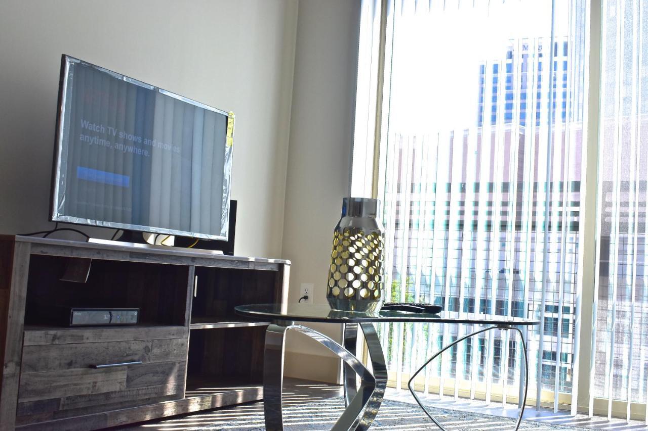 أتلانتا Luxurious And Cozy Apartment In Heart Of Buckhead المظهر الخارجي الصورة